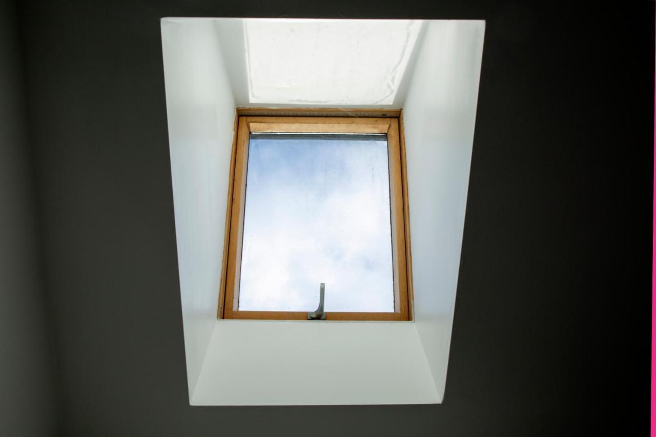 Modern Townhouse Apartment With Free Parking And Wifi Stratford-upon-Avon Bagian luar foto
